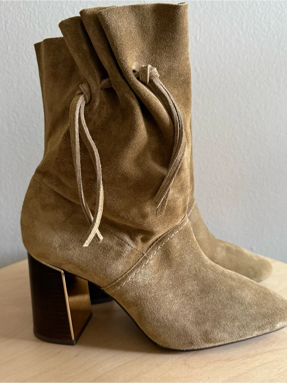Tory Burch Gigi Slouchy Ankle Suede Boots Size 9.5 Boho Tan